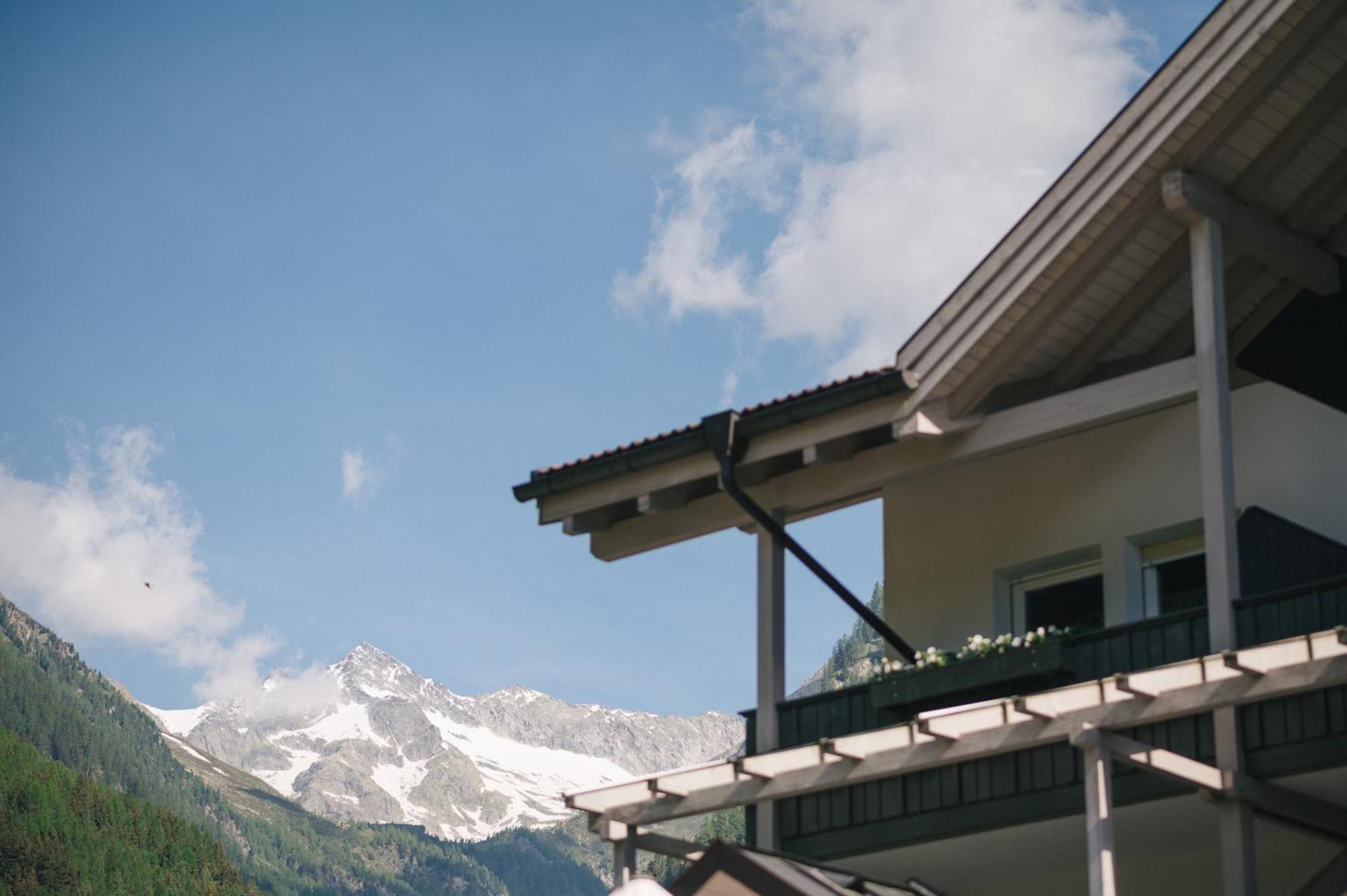Hotel Fronza - Your Hike & Mountain Home Lutago Exteriér fotografie